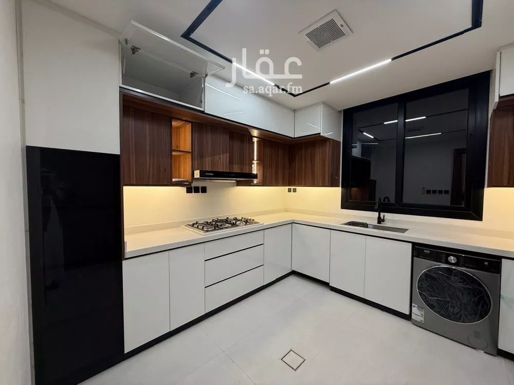 4 bedroom villa in Qurtubah, Riyadh 5