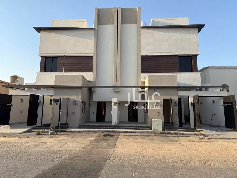 3 bedroom floor in Al Munsiyah 1