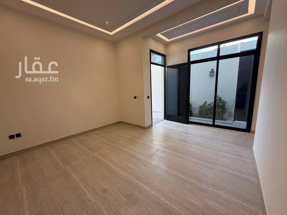 3 bedroom floor in Al Munsiyah 3