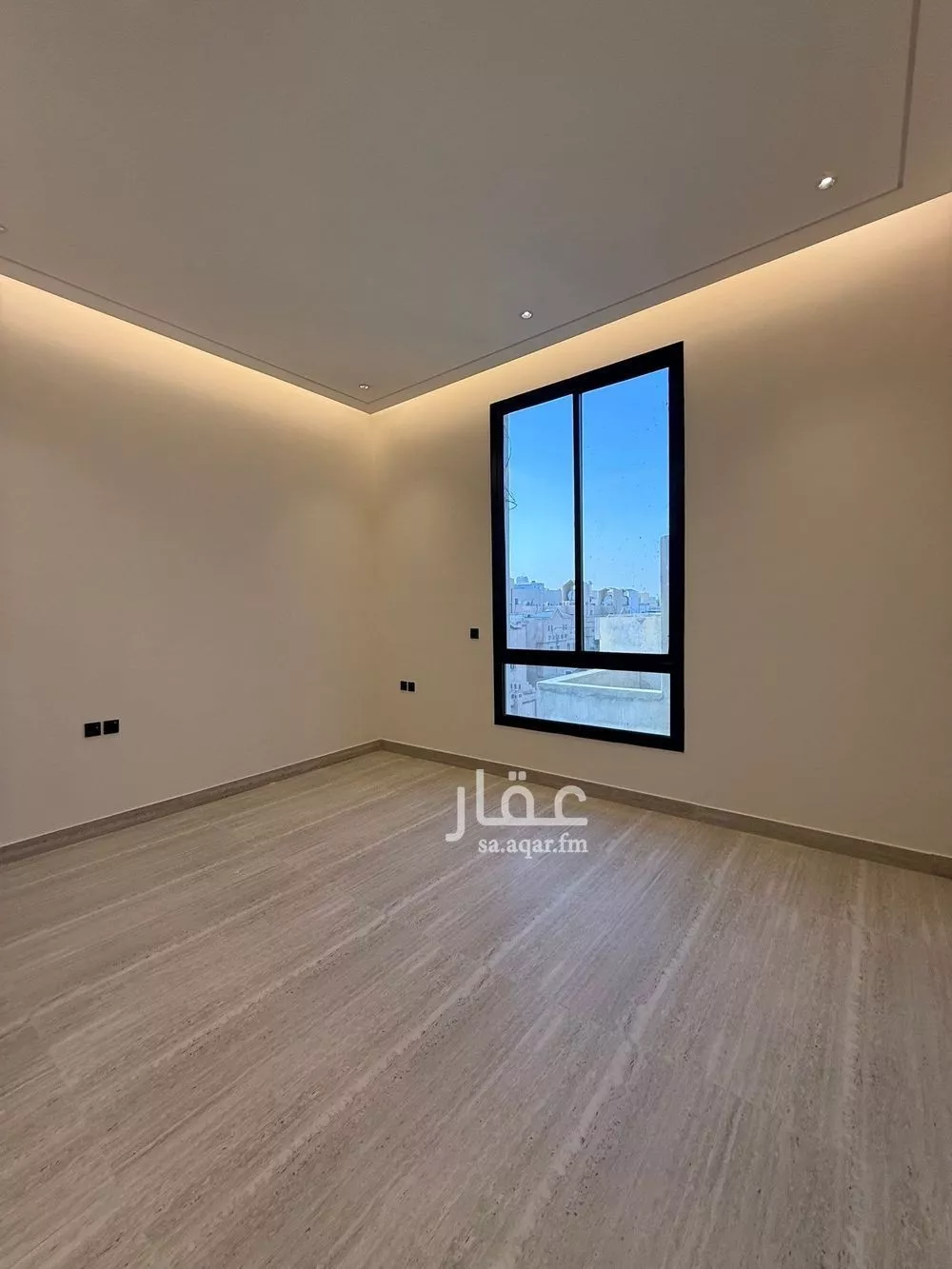 3 bedroom floor in Al Munsiyah 5