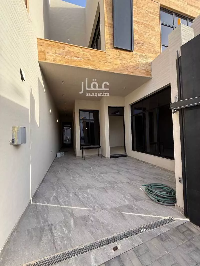 7 bedroom villa in Qurtubah, Riyadh 4