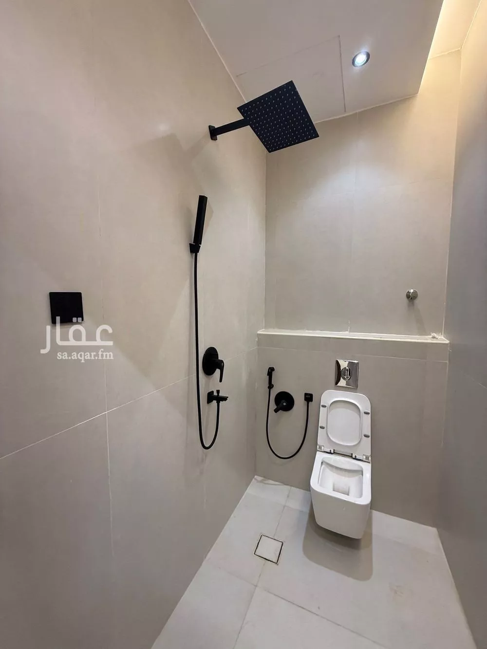 4 bedroom villa in Qurtubah, Riyadh 15