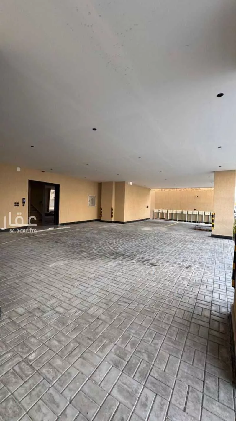 3 bedroom apartment in King Faisal, Riyadh 8