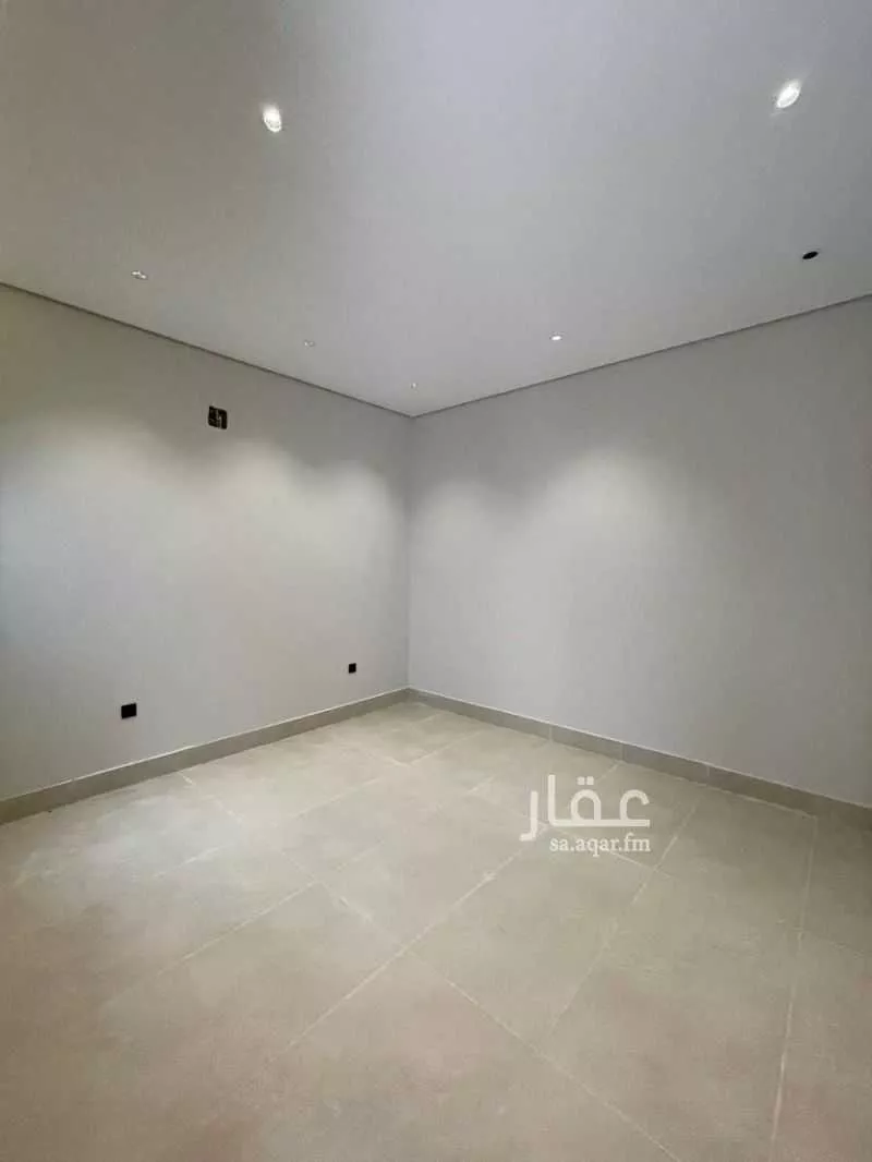 شقة 4 غرف في النظيم 2