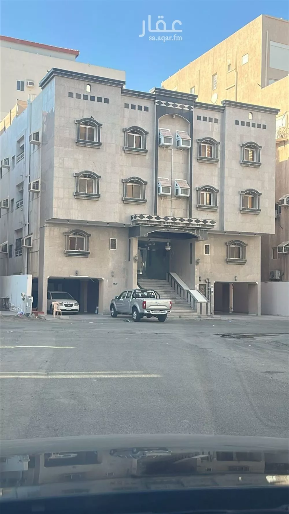 600 sqm building in Al Nakheel