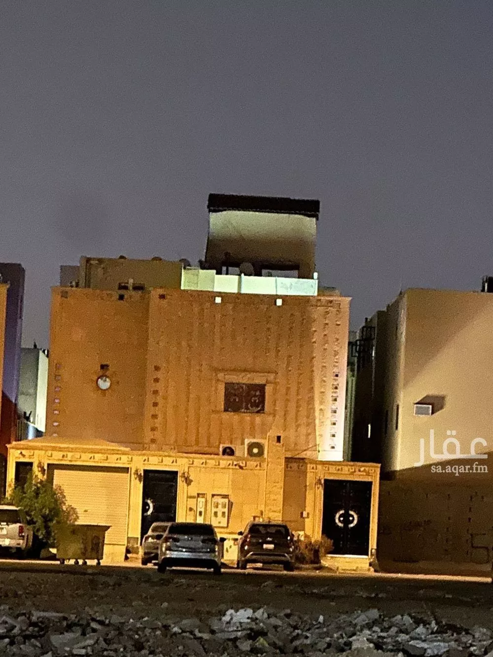 فيلا 8 غرف في طويق