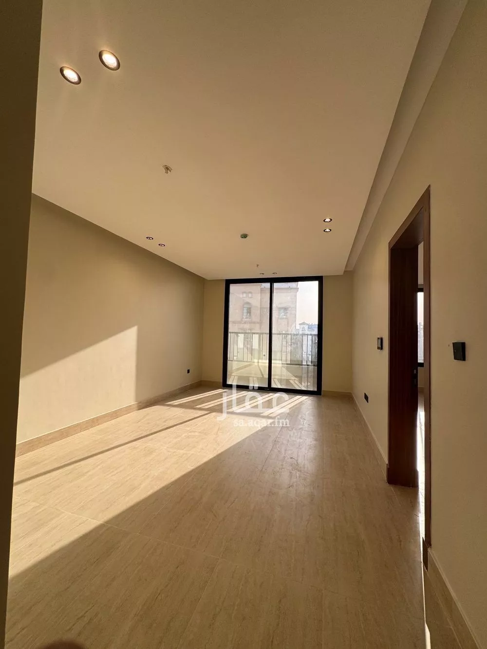 شقة 5 غرف في الحمرا 5