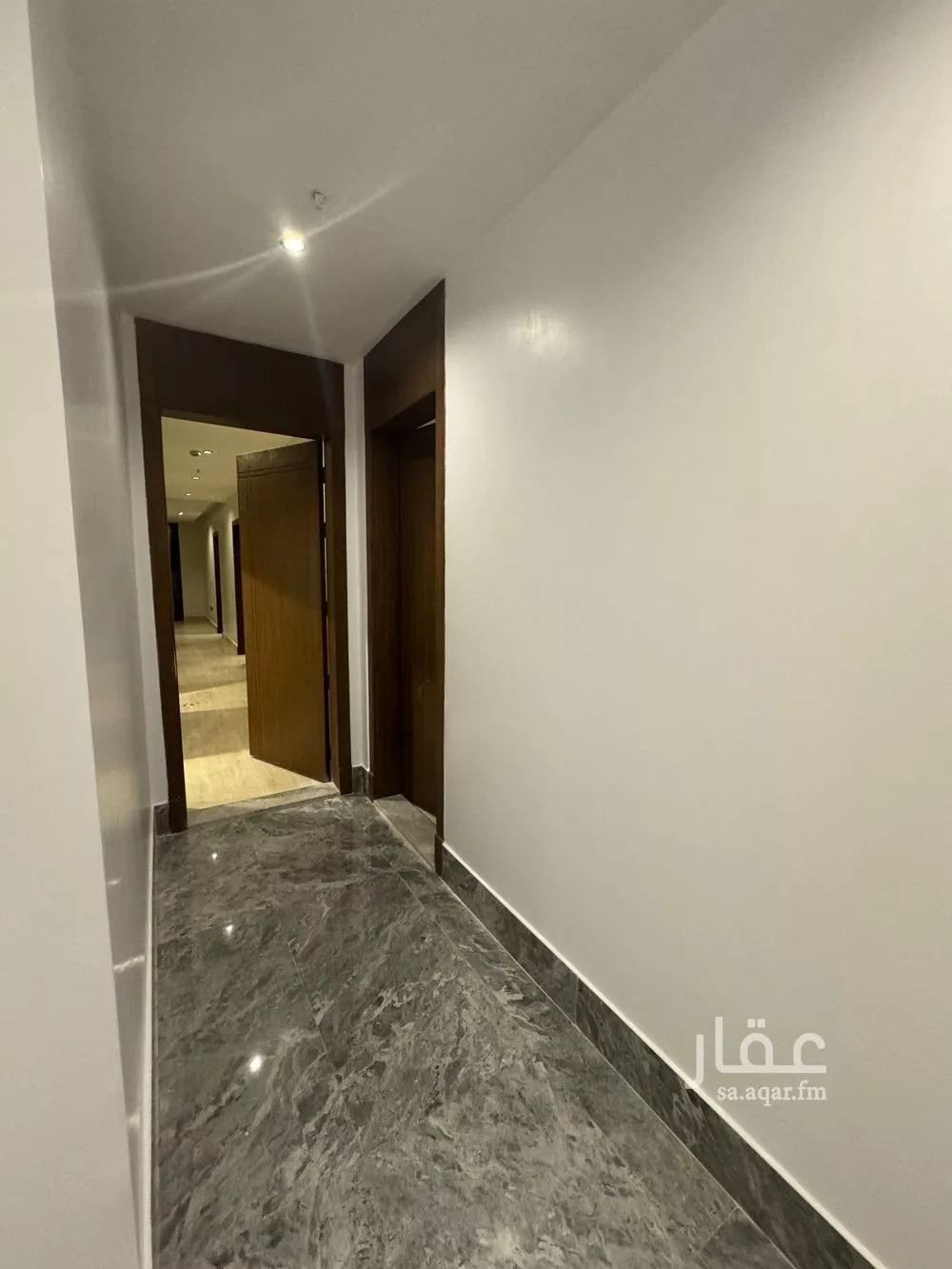 شقة 5 غرف في الحمرا 4