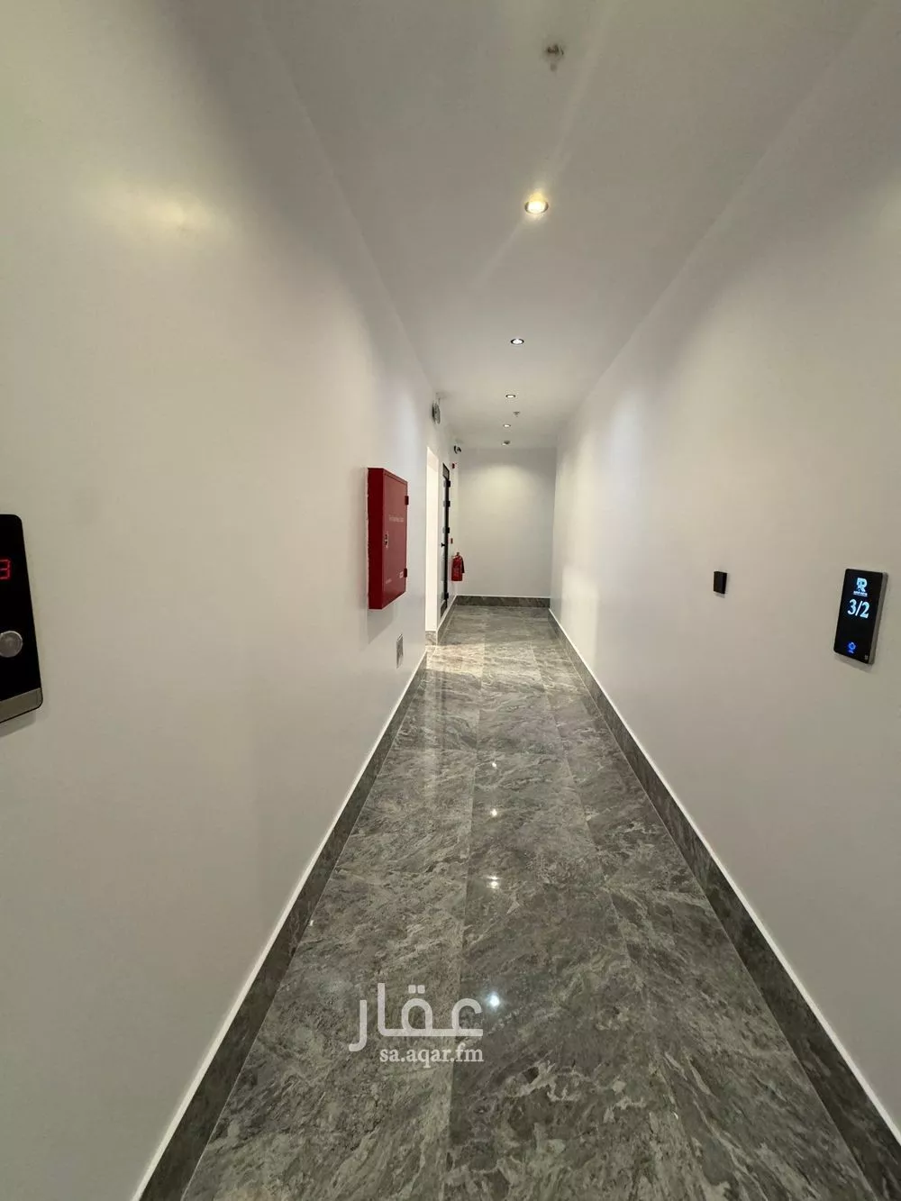 شقة 5 غرف في الحمرا 3