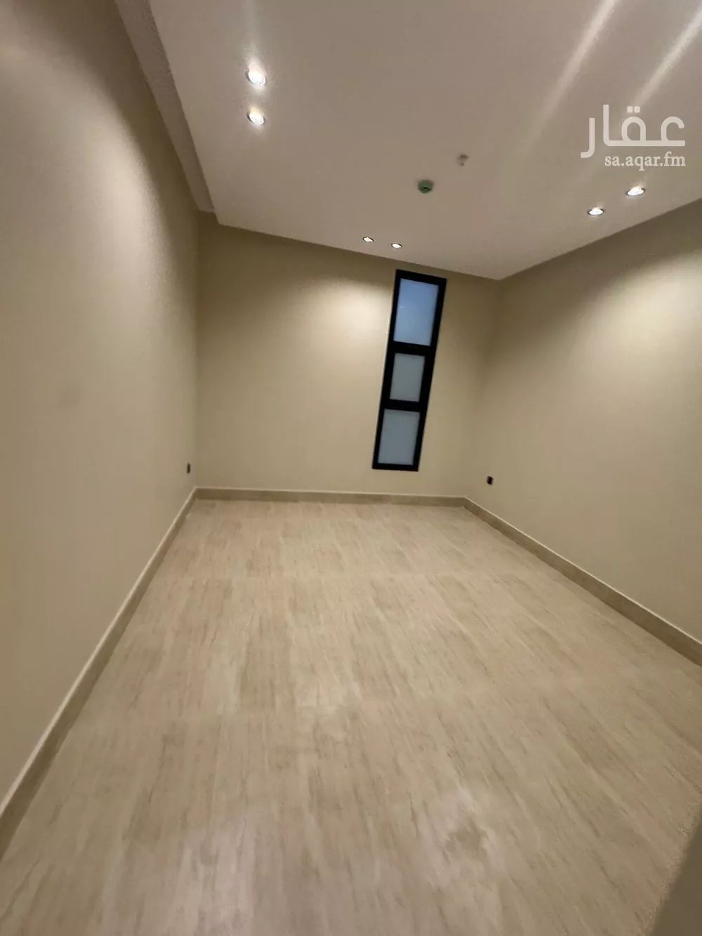 شقة 5 غرف في الحمرا 4