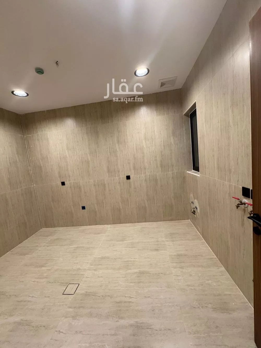 شقة 5 غرف في الحمرا 3