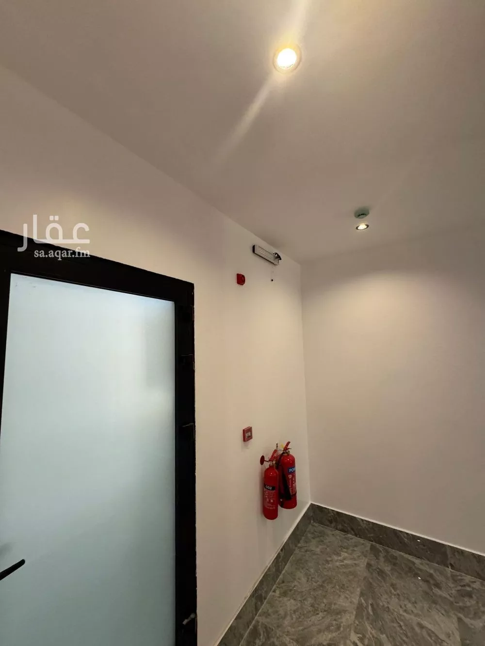 شقة 5 غرف في الحمرا 2