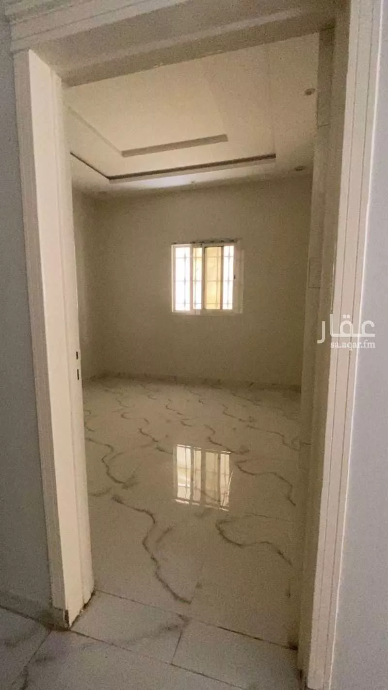 فيلا 5 غرف في القادسية 4