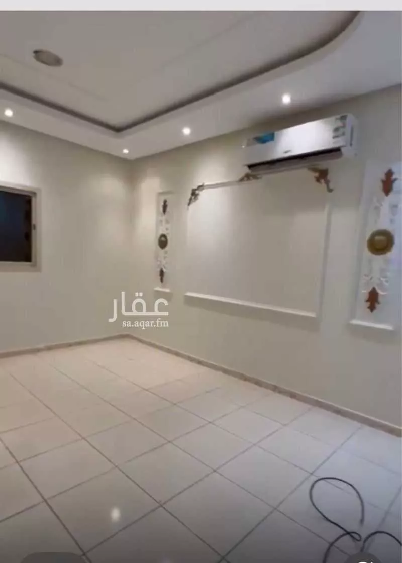 شقة 4 غرف في اشبيلية 2