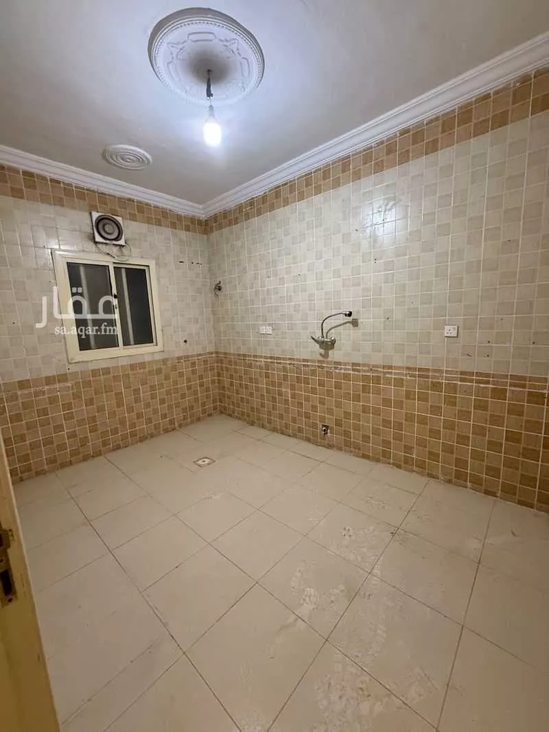 شقة 4 غرف في الواحة 1