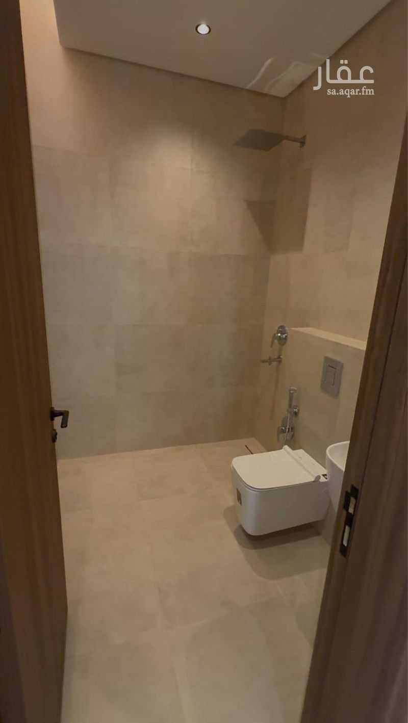 7 bedroom villa in Al Nuzhah, Riyadh 6