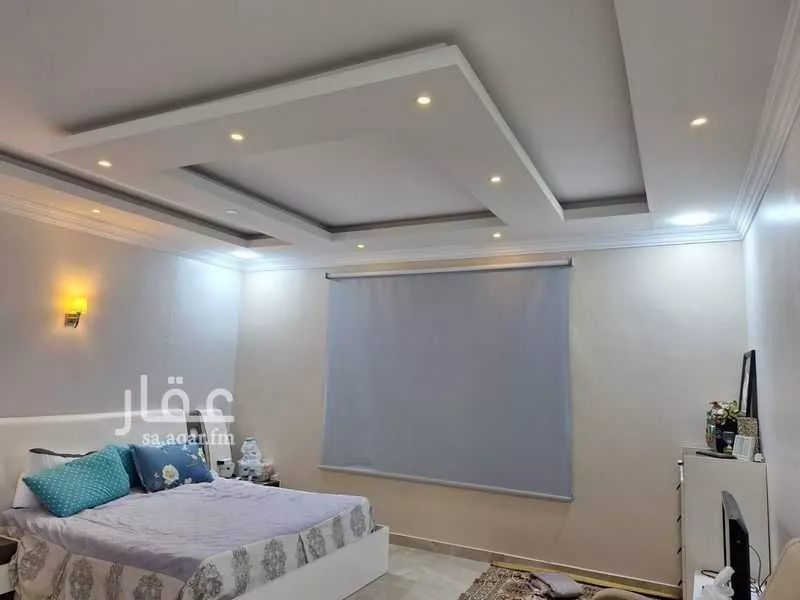 فيلا 8 غرف في ضاحية الملك فهد 4