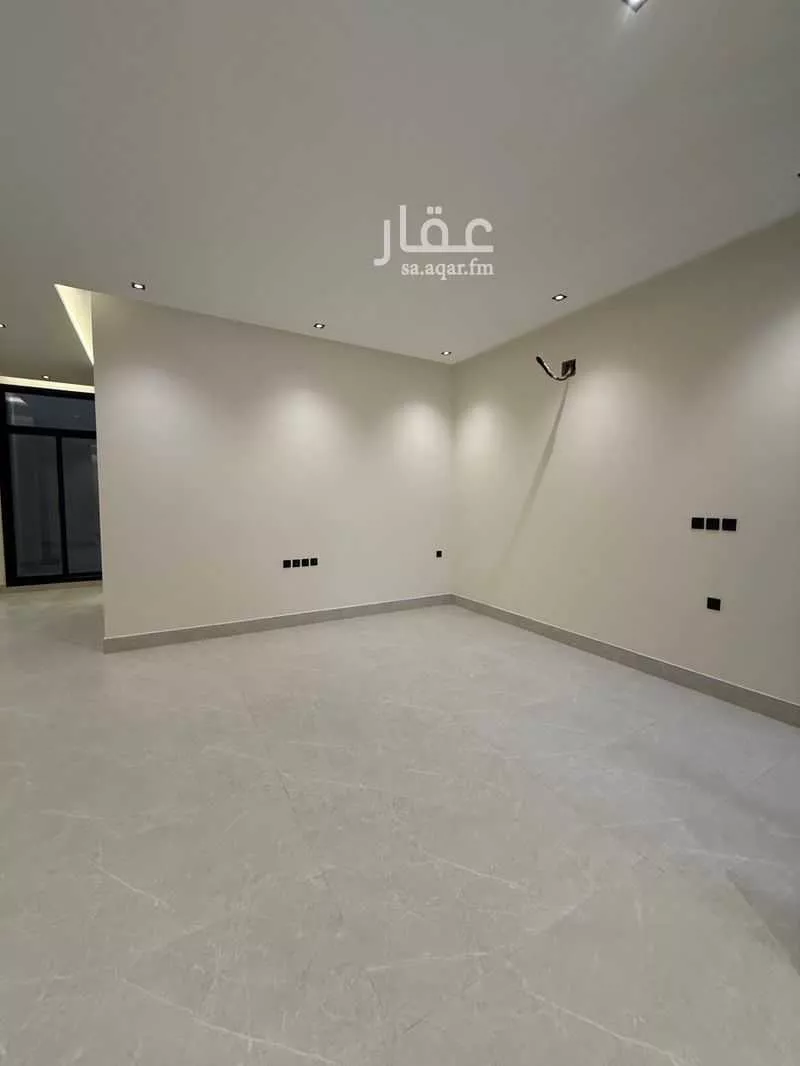 دور 3 غرف في العارض 5