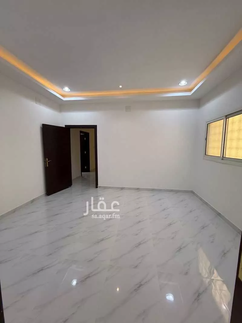 شقة 6 غرف في المهدية 4