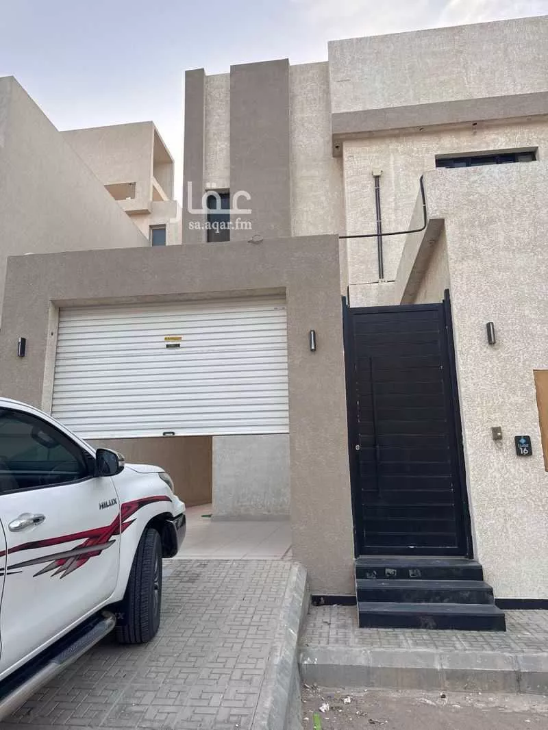 5 bedroom floor in Tuwaiq 3