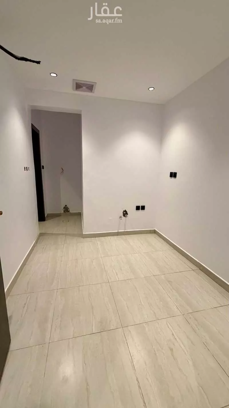 فيلا 4 غرف في الرمال 3