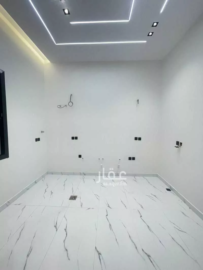 عمارة 300 م² في أبوكبير 5