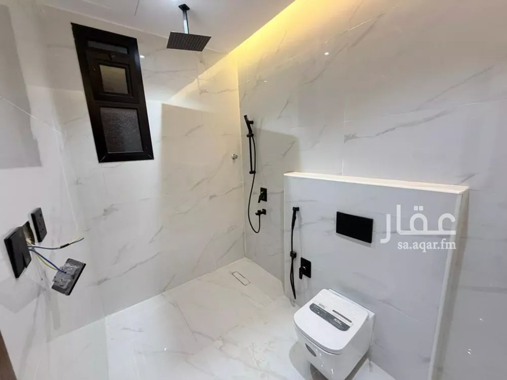 4 bedroom apartment in Tuwaiq, Riyadh 4
