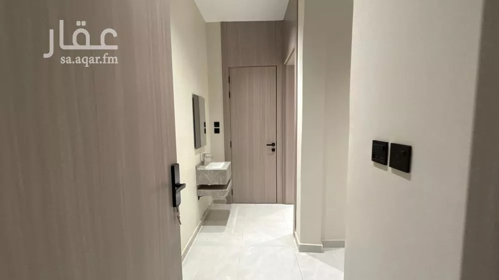 4 bedroom apartment in Shawran, Madinah 6