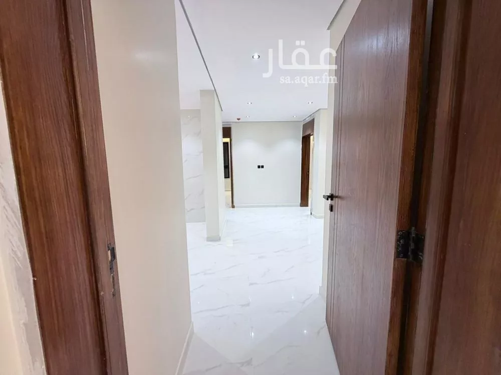 4 bedroom apartment in Tuwaiq, Riyadh 12