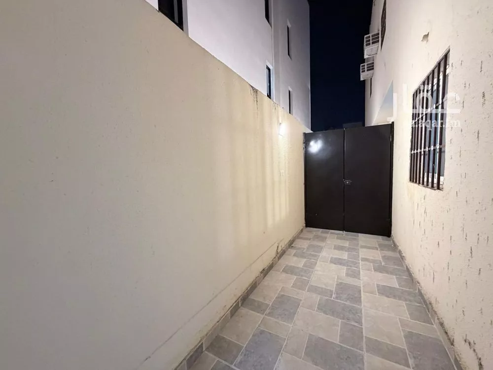 شقة 4 غرف في طويق، الرياض 9