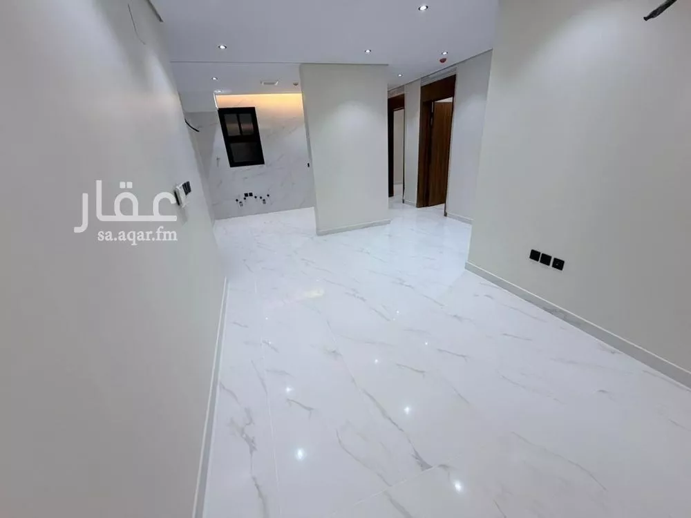 4 bedroom apartment in Tuwaiq, Riyadh 3