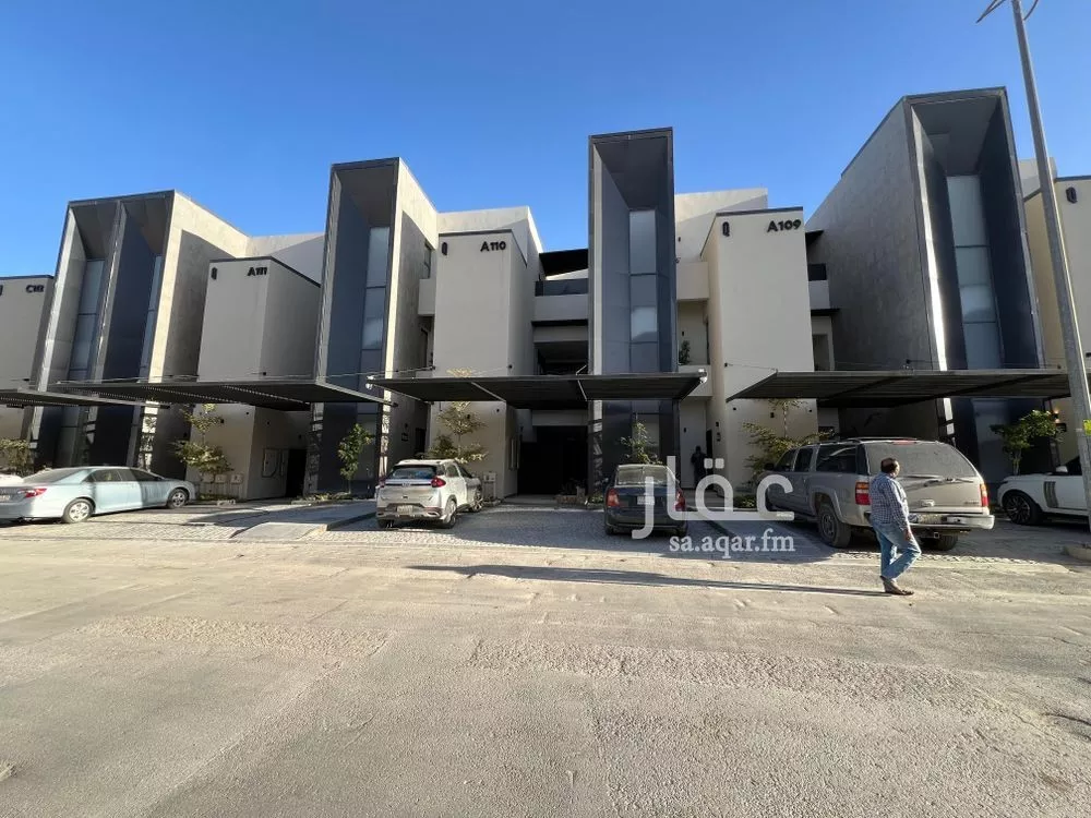 4 bedroom floor in Al Narjis 1