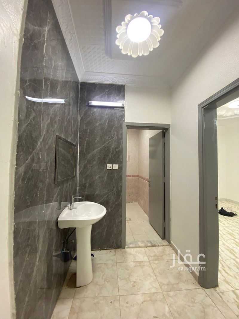 2 bedroom apartment in Al Uraija Al Awsat, Riyadh 5