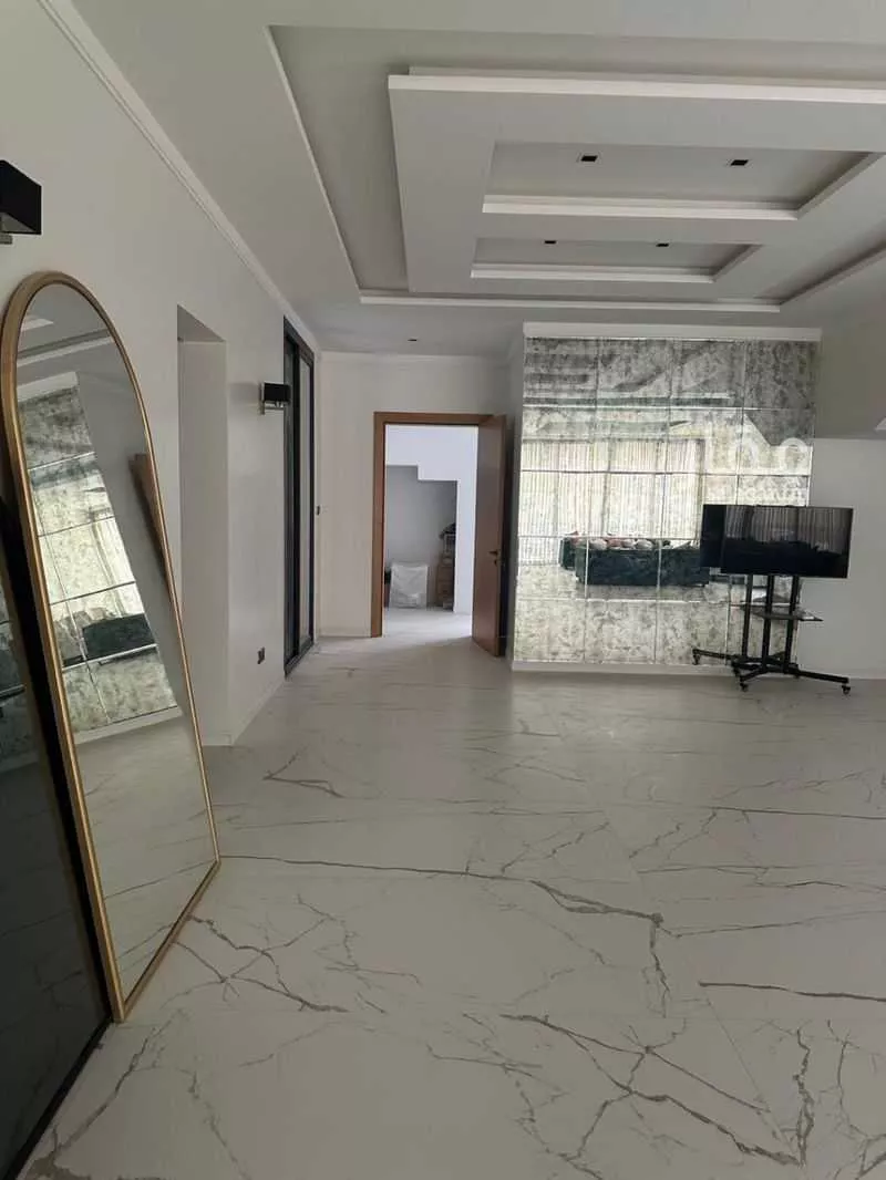 فيلا 3 غرف في الياسمين 5