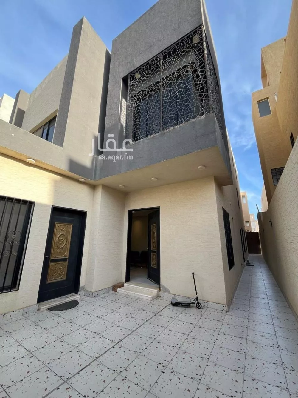 شقة 5 غرف في العارض 5