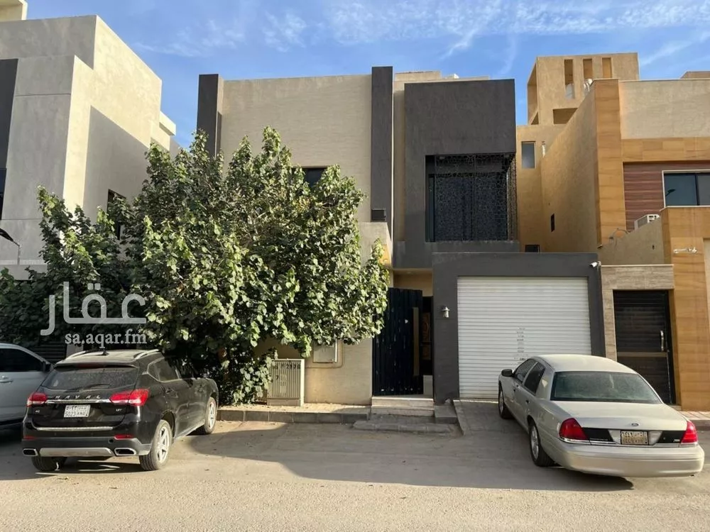 شقة 5 غرف في العارض 1