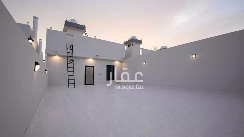 8 bedroom villa in Al Rahmaniyyah 2