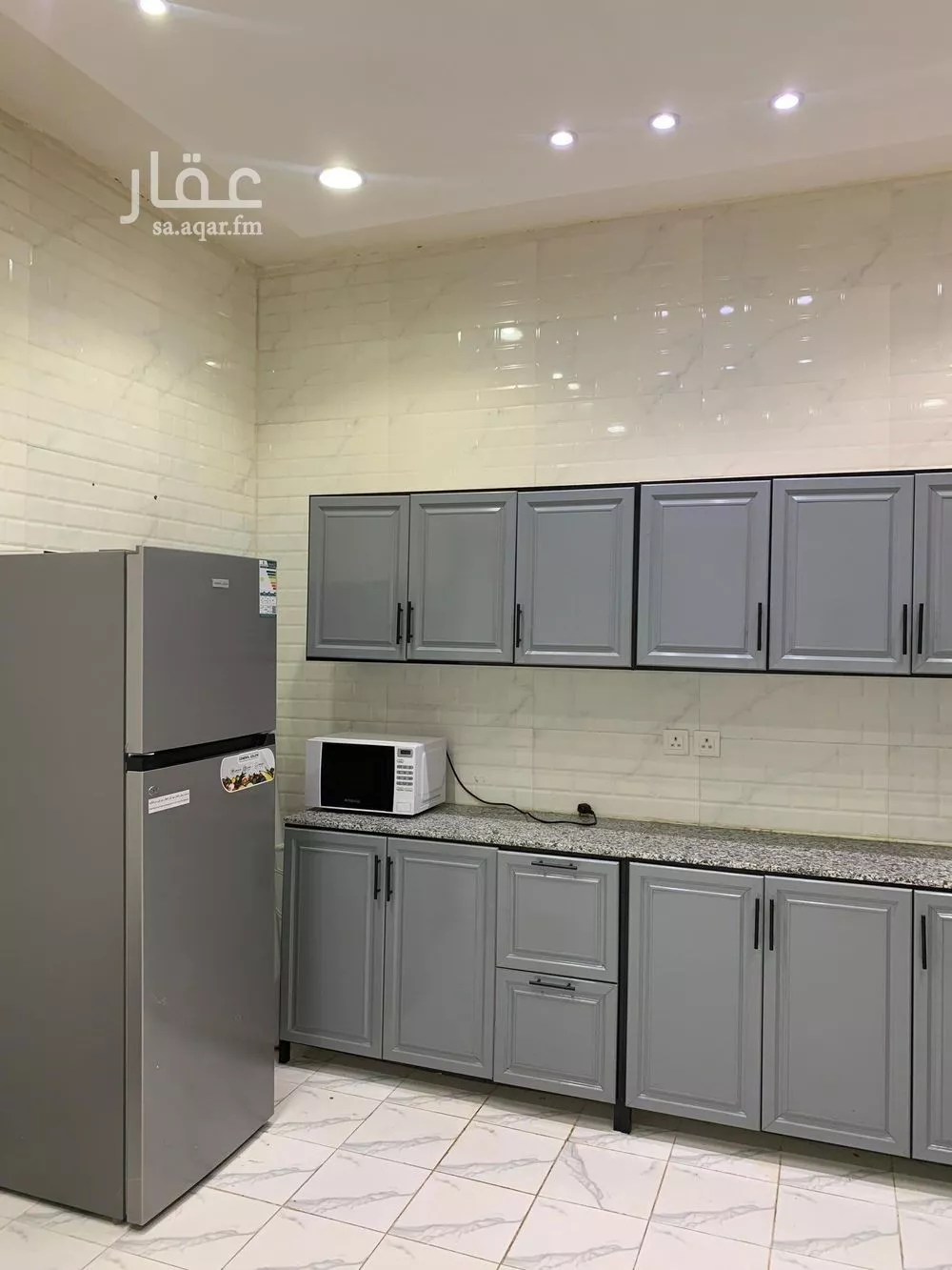 شقة 1 غرف في الرمال 1