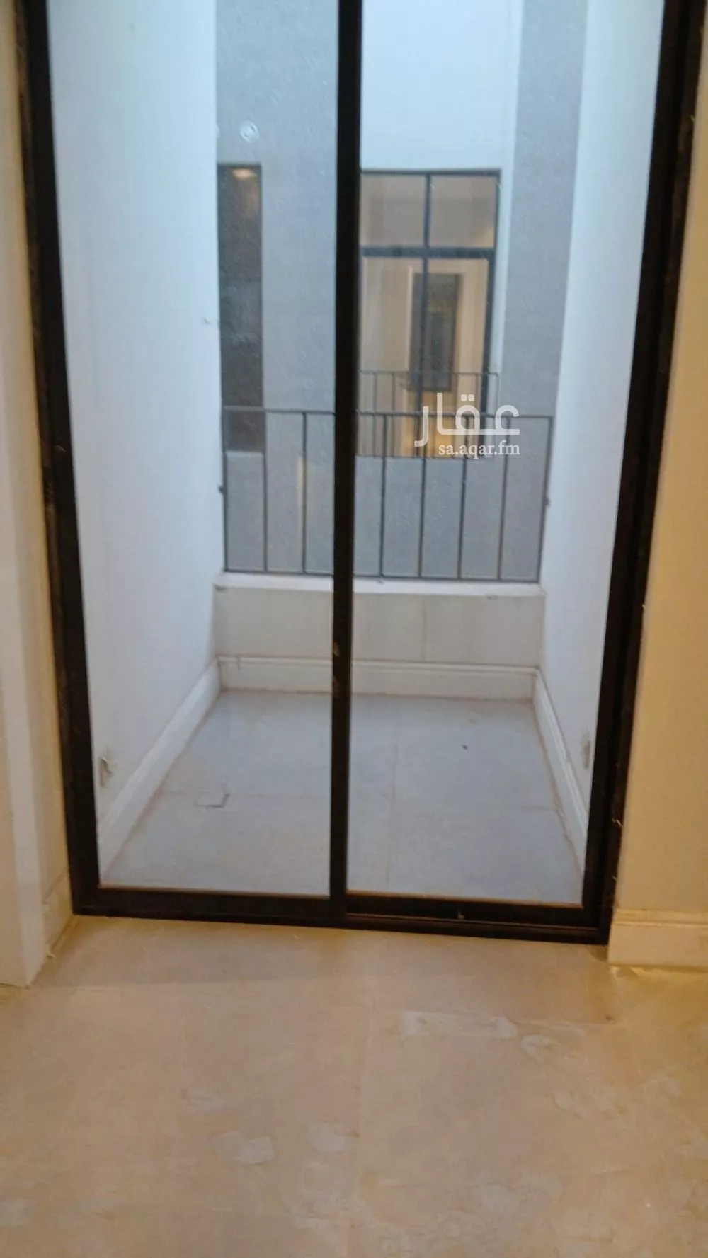 فيلا 4 غرف في الرمال 2