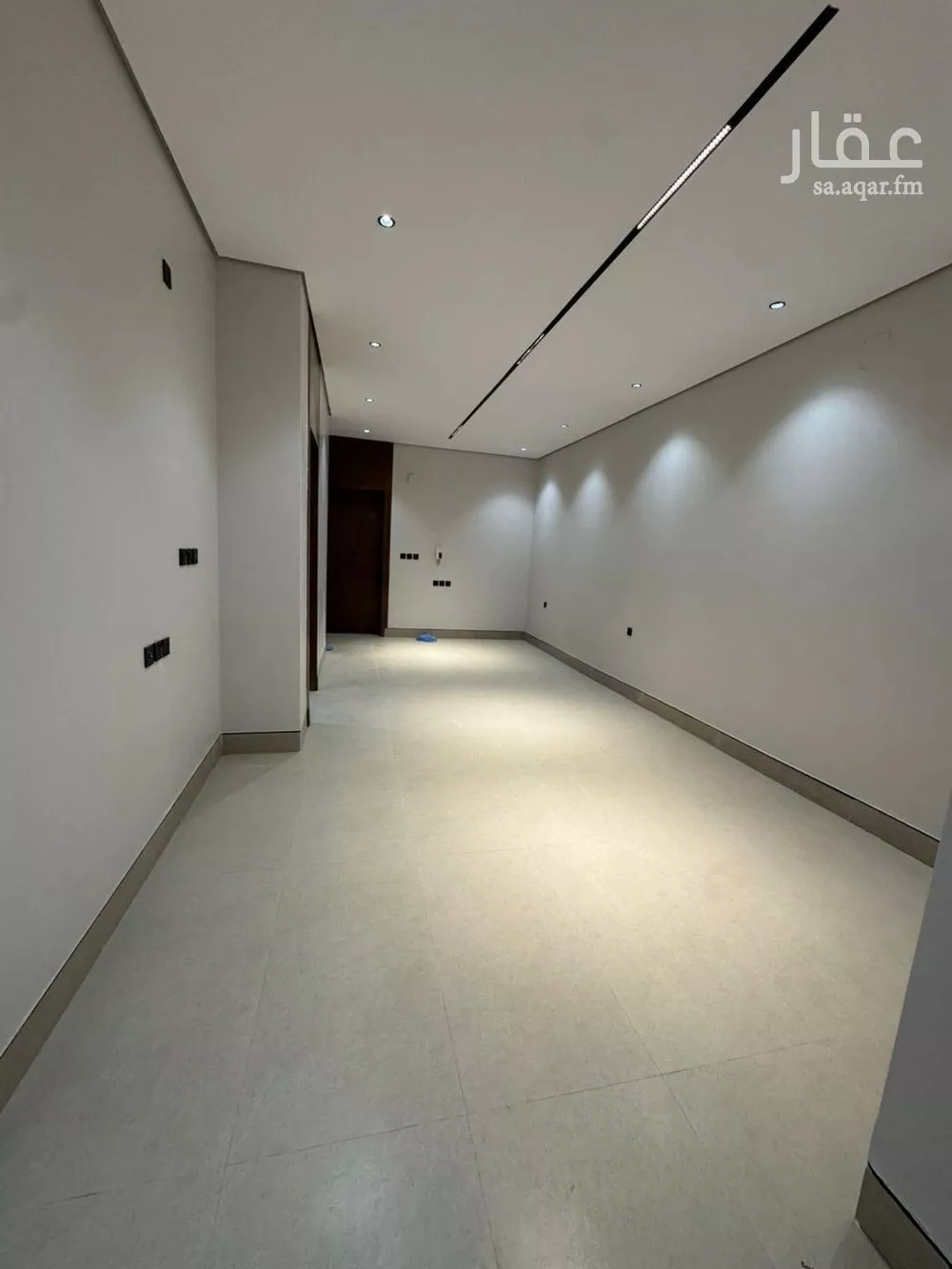 شقة 5 غرف في الجنادرية 3