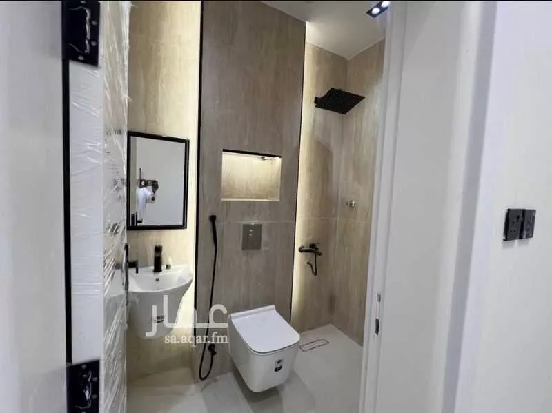 شقة 5 غرف في الدفاع 4