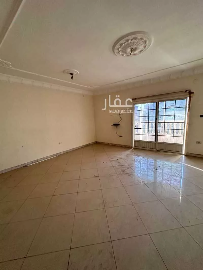 شقة 5 غرف في الصفا 5