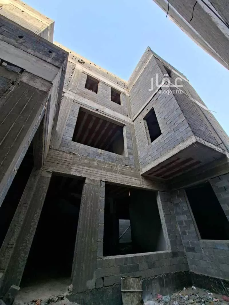 فيلا 5 غرف في الصالحية 2