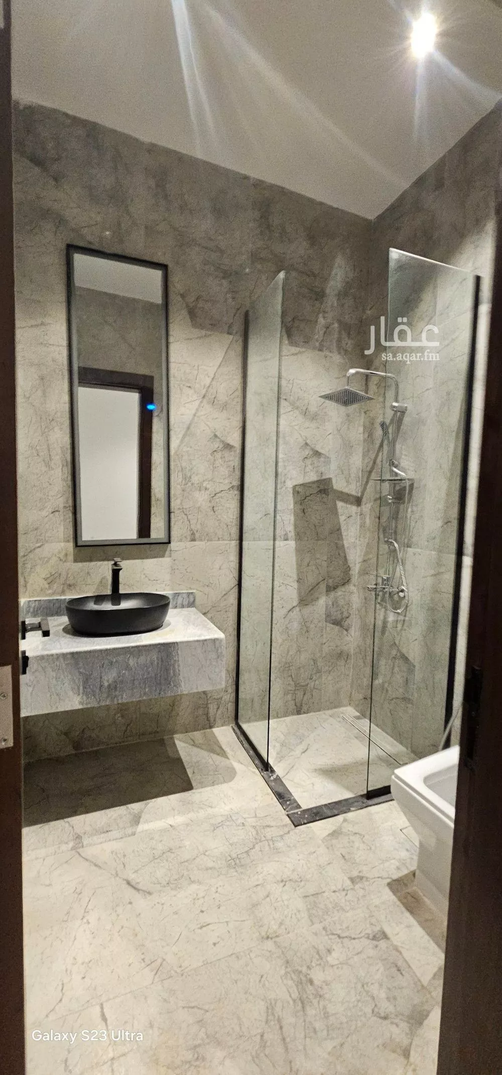 شقة 6 غرف في الورود 3