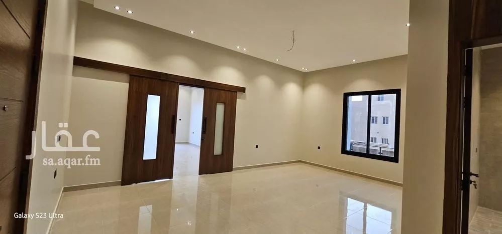 شقة 5 غرف في الورود 3