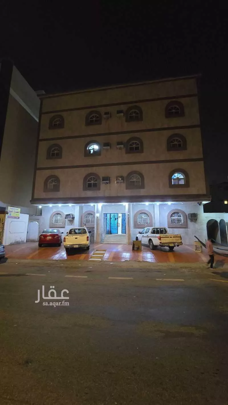 عمارة 630 م² في الشوقية 1