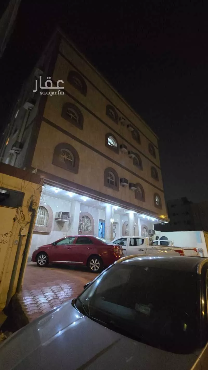 عمارة 630 م² في الشوقية 5