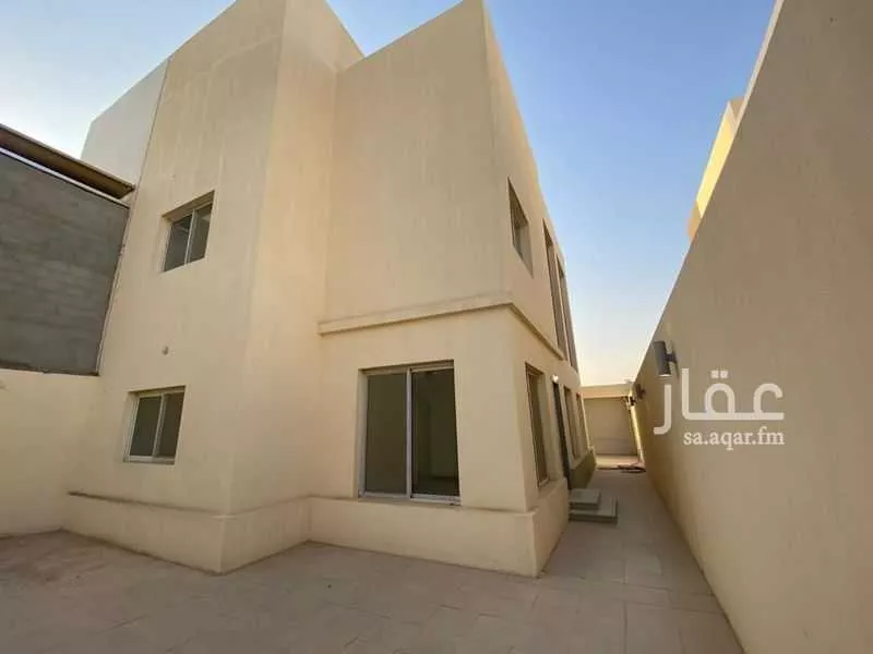 فيلا 8 غرف في النرجس 3