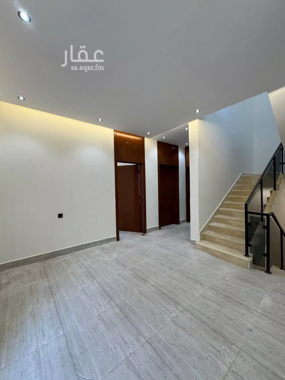 فيلا 6 غرف في طويق 5