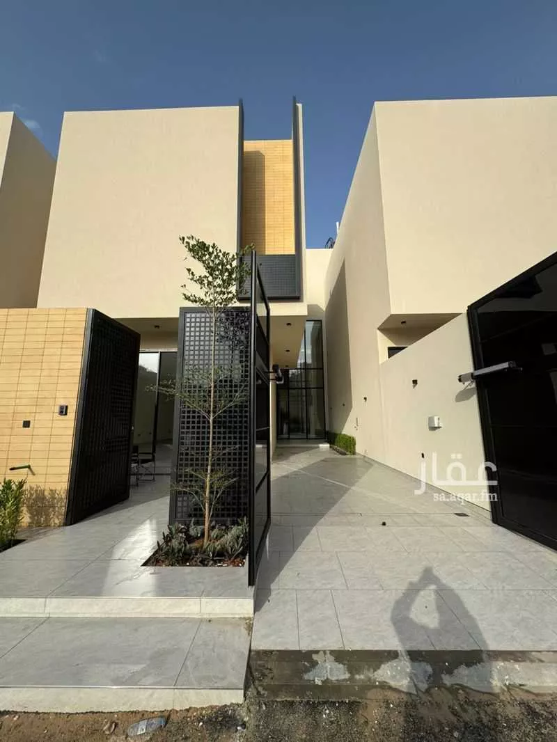 5 bedroom villa in Al Narjis 5